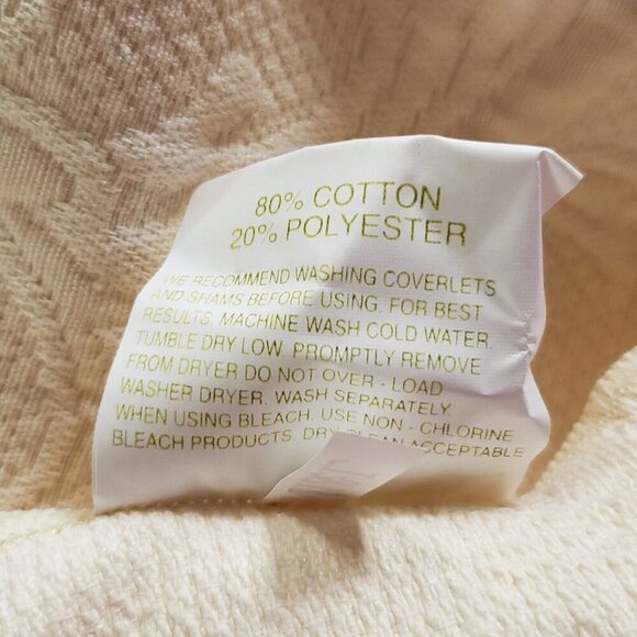 Matelasse Pillow Sham King White Cream Woven Floral Flower Pattern Cottagecore - Picture 7 of 7